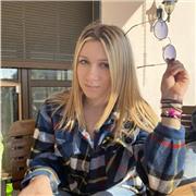 Mi chiamo Anna e sono una studentessa, ho un livello di spagnolo B2.2 e ho vissuto 7 mesi in spagna